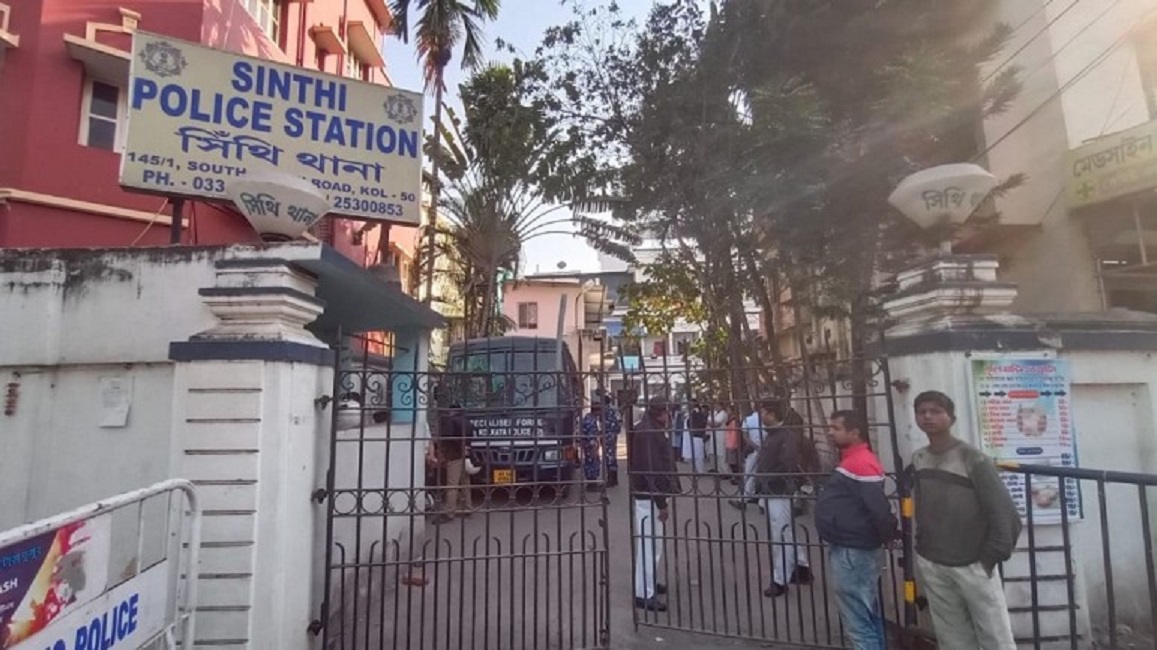 जब पुलिस देती है थर्ड डिग्री टॉर्चर तो होती है मौत : 3 पुलिस अधिकारी क्लोज