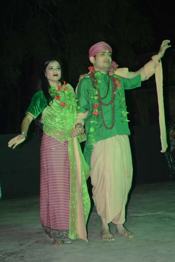 लोक नृत्य में दिखी देश भर की संस्कृति