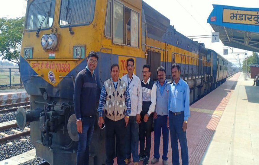 Railway: यहां 112 किमी प्रति घंटे की रफ्तार से दौड़ी ट्रेन, जानिए क्या है वजह