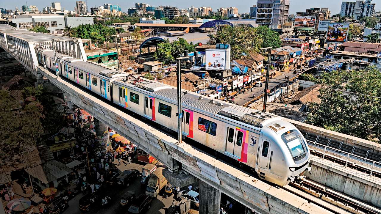 मुंबई मेट्रो में पास धारकों की संख्या हुई 34 हजार