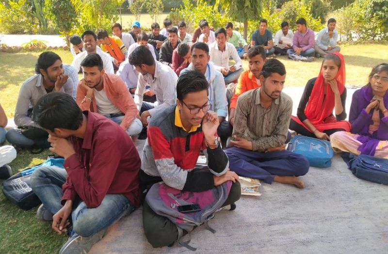 विशाखा, वर्षा एवं मुस्तकिम रहे प्रथम