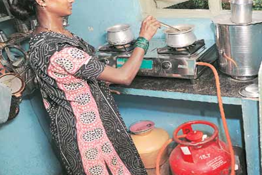 cooking gas LPG price hike affected budget of women at home