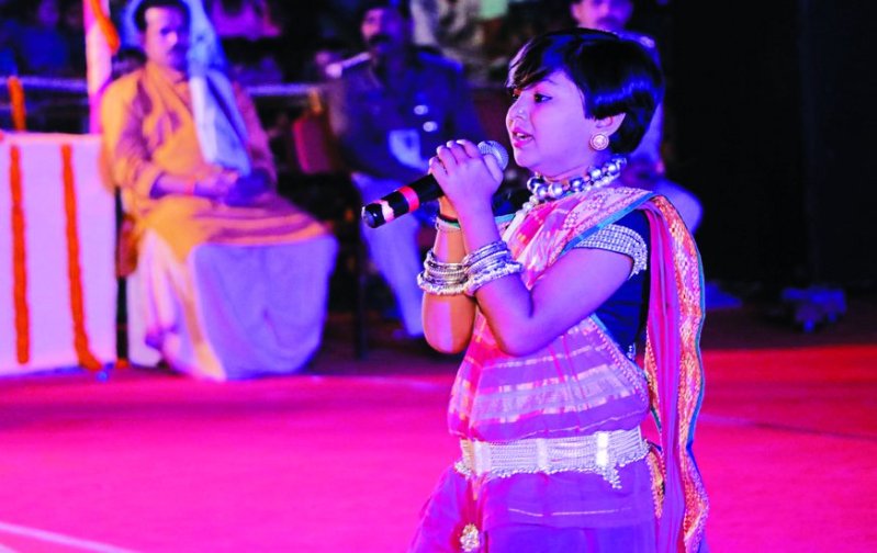 आरू साहू के गीतों ने दर्शकों का दिल जीता