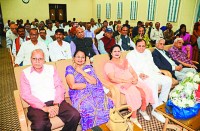 श्रोताओं की बातें सुन रेडियो सिलोन के एनाउंसर की भर आईं आंखें