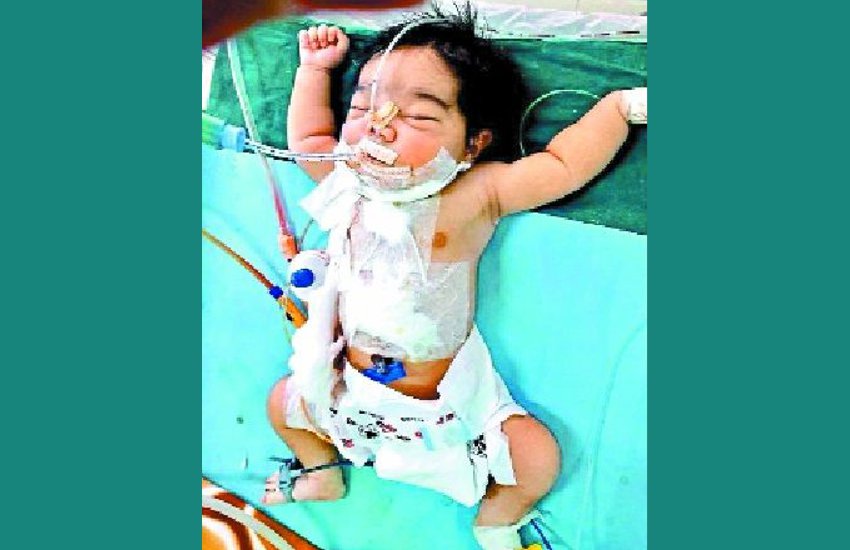 दुखद  : एक दिन की बच्ची के शरीर पर चाकू के कई घाव, सह नहीं पाई ऑपरेशन का दर्द, मौत