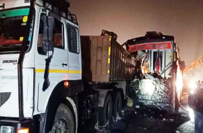 फिरोजाबाद बस हादसा