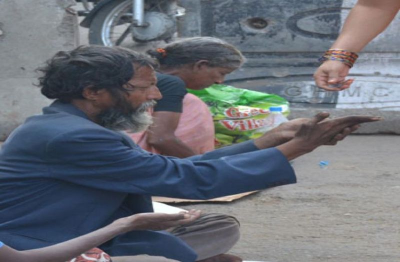 खाटू मेले में क्या भिखारी हैं बड़ी समस्या?