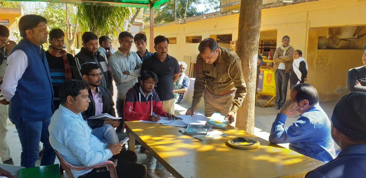 बिजली निगमकर्मियों के साथ मारपीट
