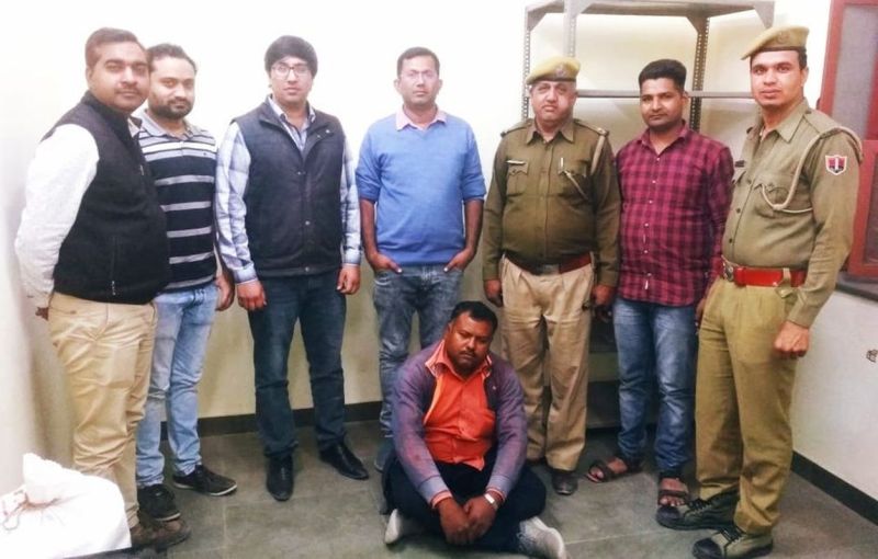  बिना डिग्री ग्रामीणों का इलाज कर रहे दो झोलाछाप चिकित्सक गिरफ्तार