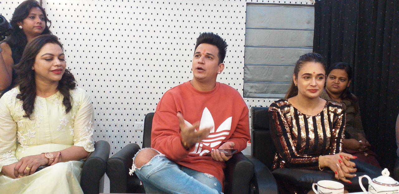 prince narula and yuvika chaudhary arrived in jodhpur for an event