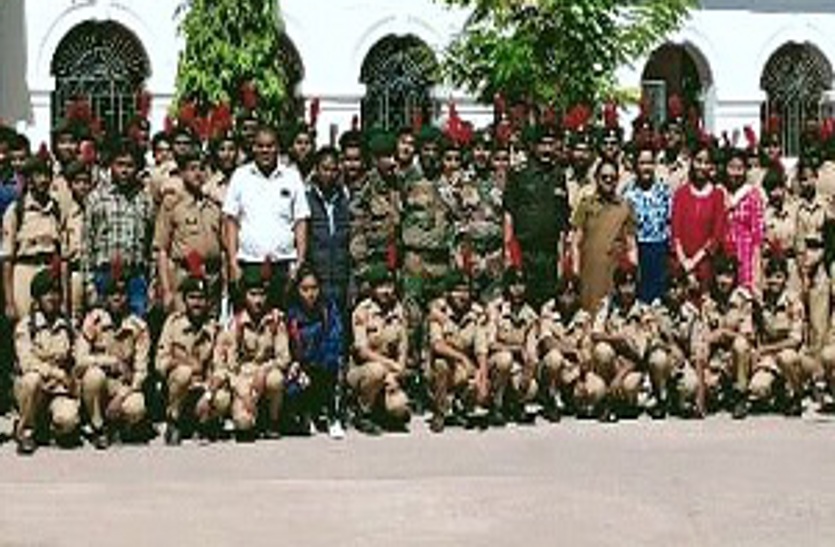 Experimental examination of NCC held in Digvijay College, 370 cadets of 11 colleges conducted examination ...