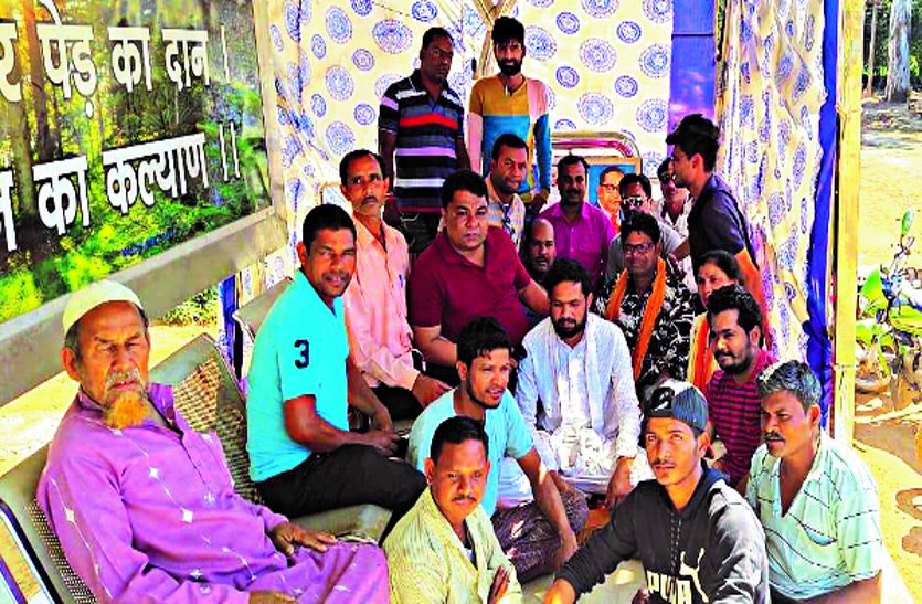 Villagers engaged in strategy of radical movement to fulfill their demands soon