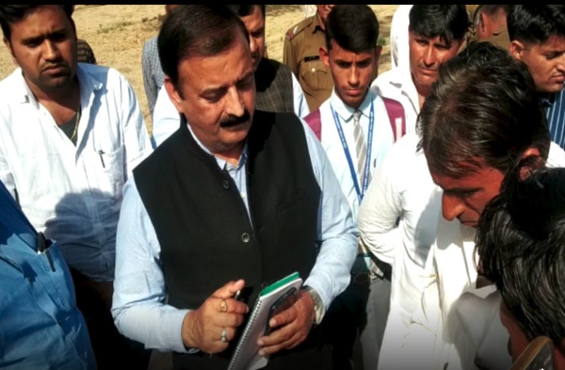 Locusts Terror : Central Team Meeting On Locust Attack In Barmer