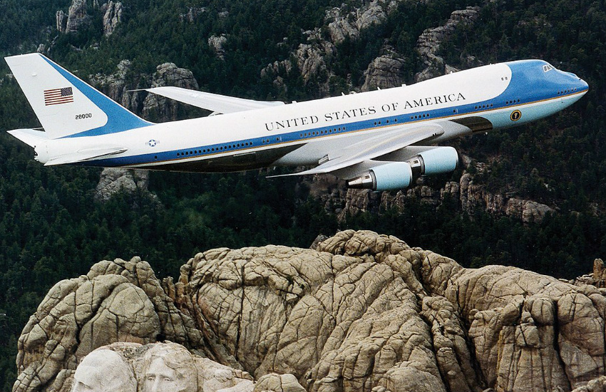 _10_fascinating_facts_about_air_force_one.jpg