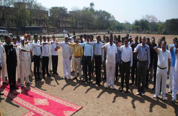 Photo Gallery : देश की सुरक्षा में तैनात सीमा सुरक्षा बल के अधिकारियों और जवानों ने ली शपथ-बनाएंगे देश को स्वर्णिम