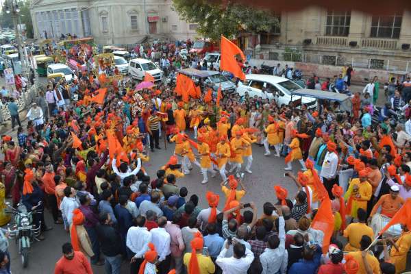 केसरिया साफा और जय भवानी के जयघोष से गूंजा आसमान