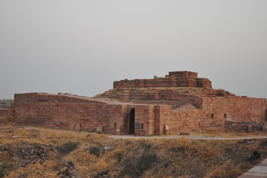 ancient mahadev shiv temple at mandore is in poor condition