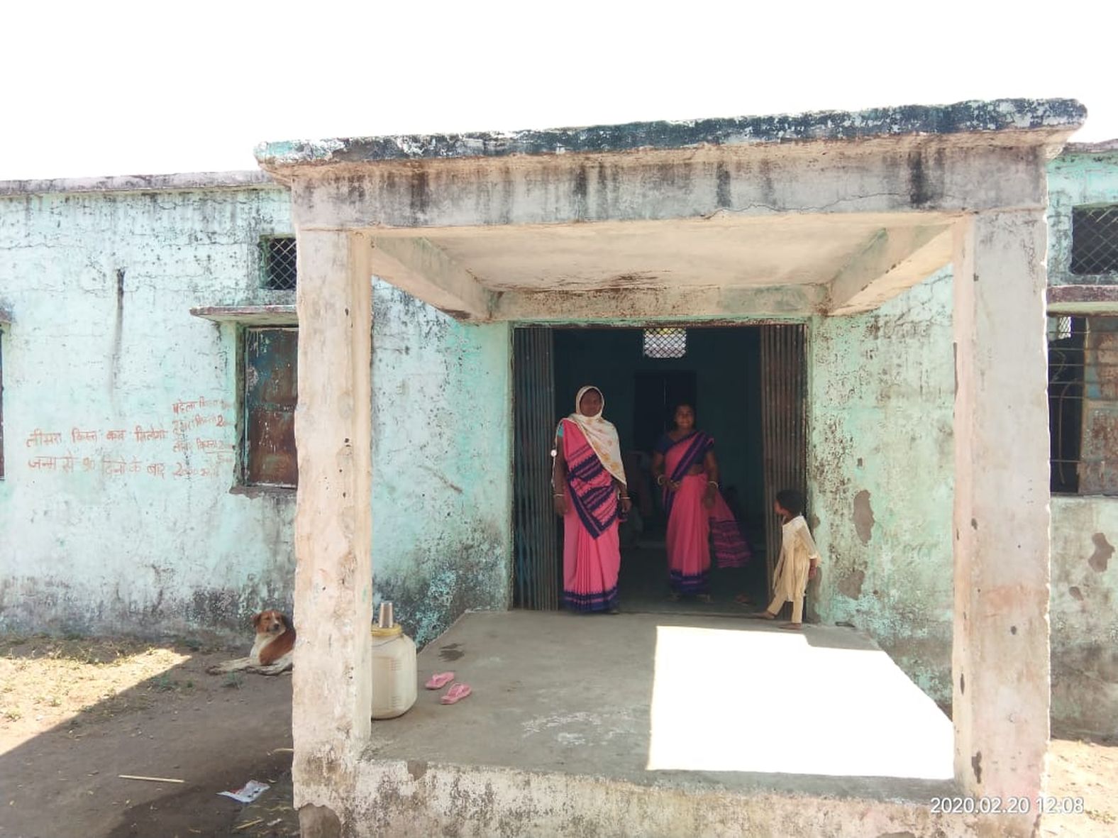 No toilets at Anganwadi in dilapidated buildings, no toilets at 120 centers
