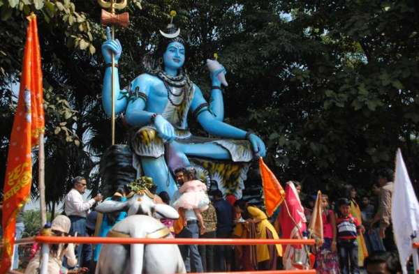 Photo Gallery : भूत-पिशाच संग निकली भोलेबाबा की बारात, रूद्राभिषेक के संग घ-घर गूंजा हर-हर महादेव