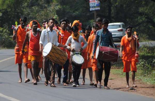 Photo Gallery : भूत-पिशाच संग निकली भोलेबाबा की बारात, रूद्राभिषेक के संग घ-घर गूंजा हर-हर महादेव