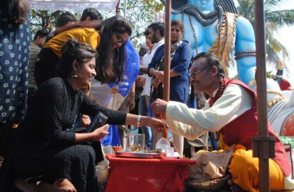 Photo Gallery : भूत-पिशाच संग निकली भोलेबाबा की बारात, रूद्राभिषेक के संग घ-घर गूंजा हर-हर महादेव