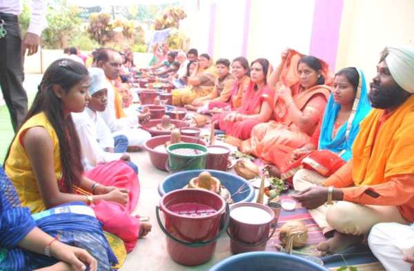 Photo Gallery : भूत-पिशाच संग निकली भोलेबाबा की बारात, रूद्राभिषेक के संग घ-घर गूंजा हर-हर महादेव