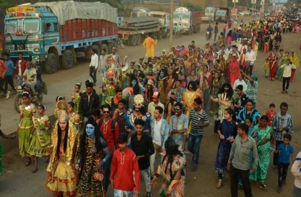 Photo Gallery ; शिवजी बिहाने चले पालकी सजाइके... भभूति लगाइके..