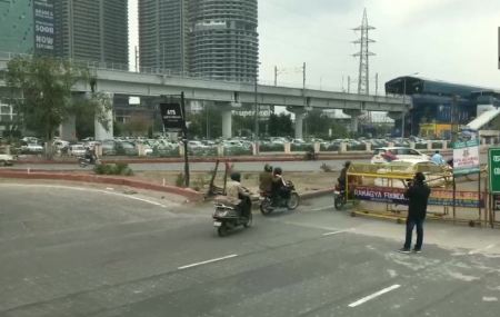 shaheen Bagh Road