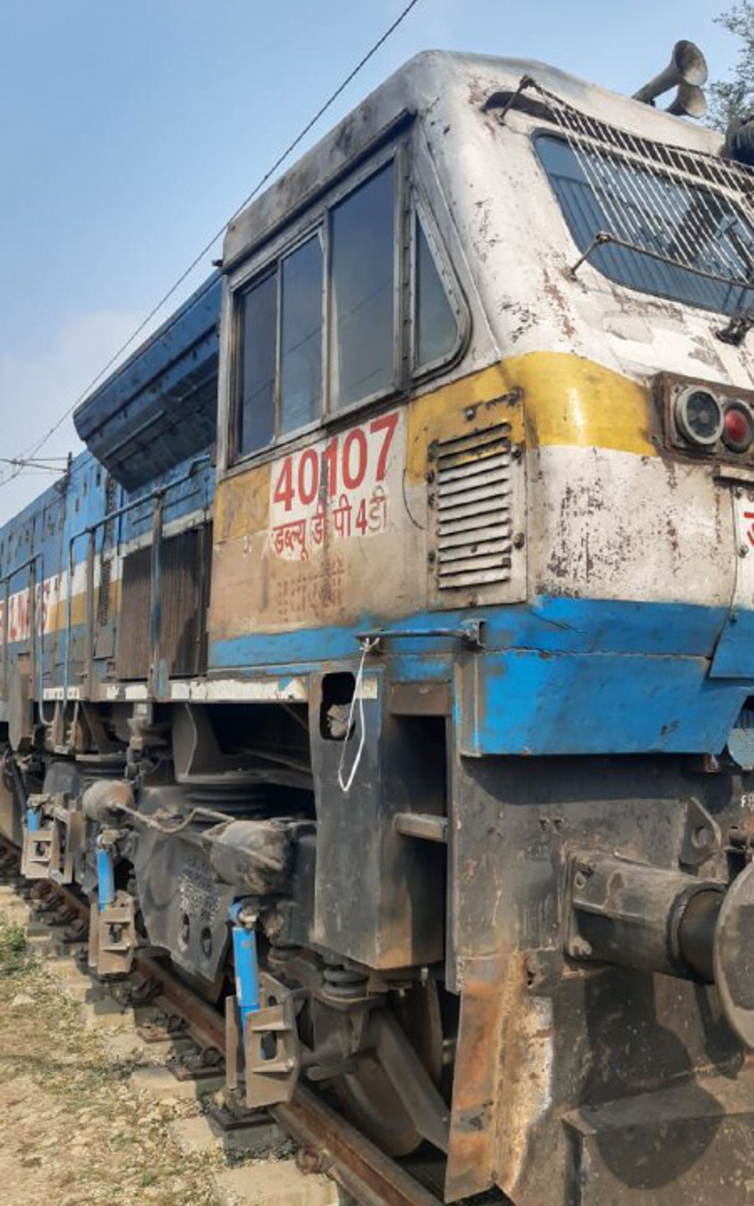 Loco pilot without derailment engine derailed at Rewa railway station