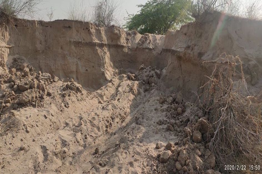 illegal gravel mining in luni river in jodhpur