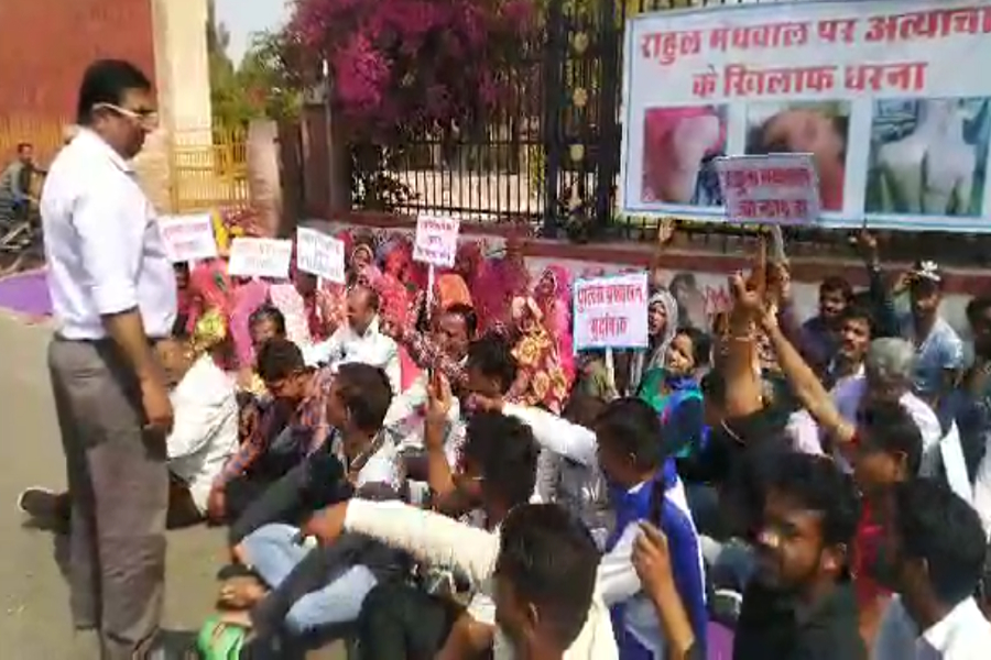 dalit community protest at jodhpur collectorate in rahul meghwal case