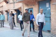 जिला कलक्टर ने किया निरीक्षण