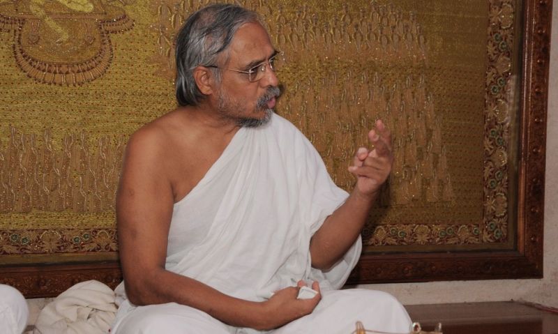 आचार विचार व्यवहार में एकरूपता होनी चाहिए