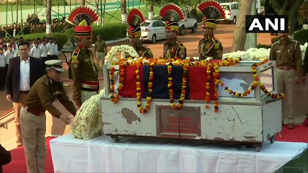 Delhi Police Commissioner tributes to Martyr HC Rattan Lal