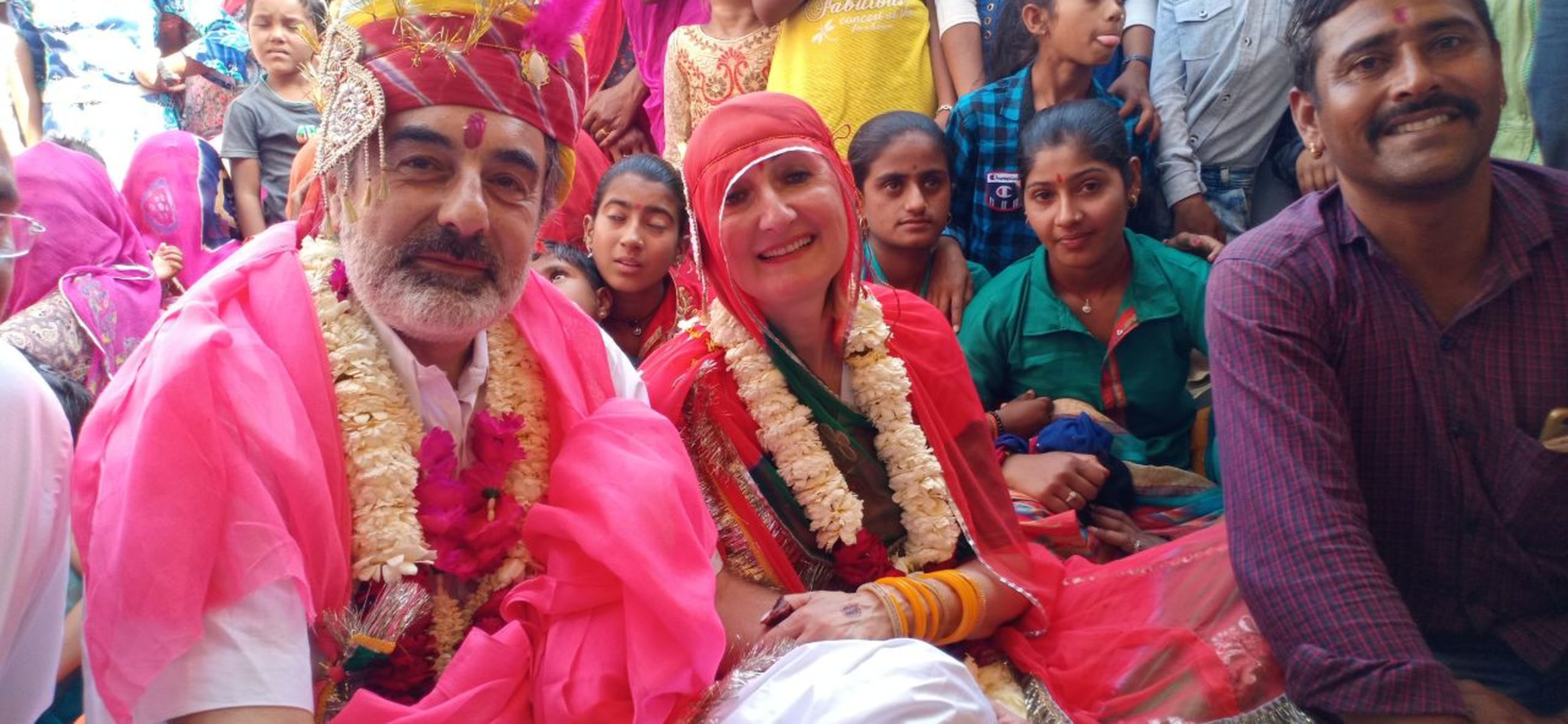 फ्रेंच जोड़े ने मारवाड़ में रचाई हिन्दू रीति रिवाज से शादी