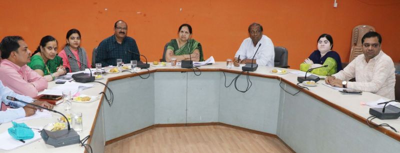 जिले में बांटे 165853 उज्जवला गैस कनेक्शन, उपयोग करने में डरती हैं महिलाएं, देंगे प्रशिक्षण