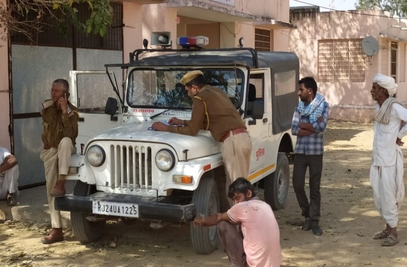 मानसिक बीमार पिता कुएं में कूदा, बचाने को बेटी ने लगाई छलांग, दोनों की मौत
