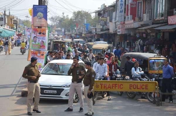 Urban Administration Minister Jayawardhan Singh