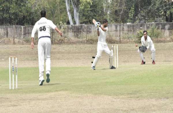 एमपीइबी के 152 रन के जवाब में संबद्ध एकादश ने 4 विकेट से जीता मैच