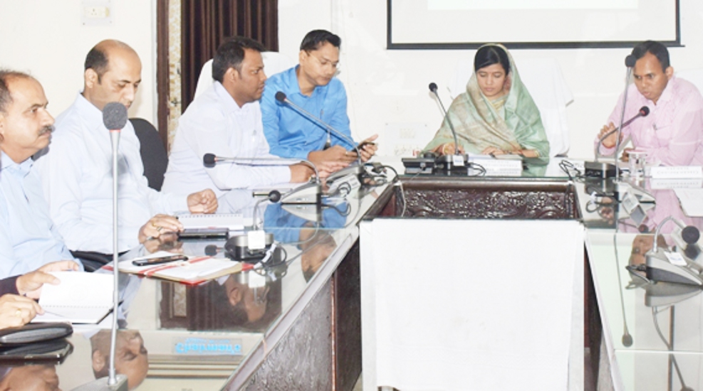 Sidhi MP Riti Pathak took district development meeting in Singrauli