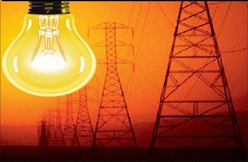अपनी मांगों को मनवाने प्रदेश के 45 हजार आउटसोर्स बिजली कर्मचारियों की हड़ताल