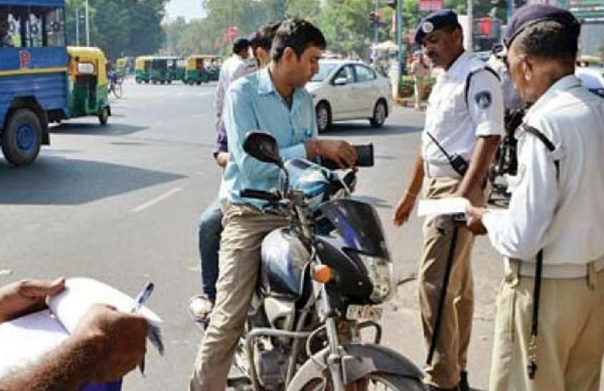 ट्रैफिक पुलिस