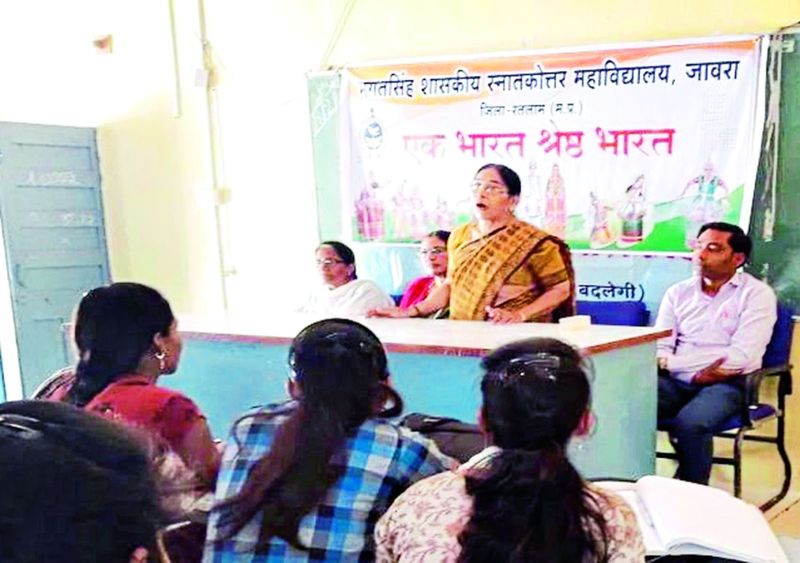 बुक, फूड, सांग, डांस, हॉट फेस्टिवल के साथ देश को आगे लाना है