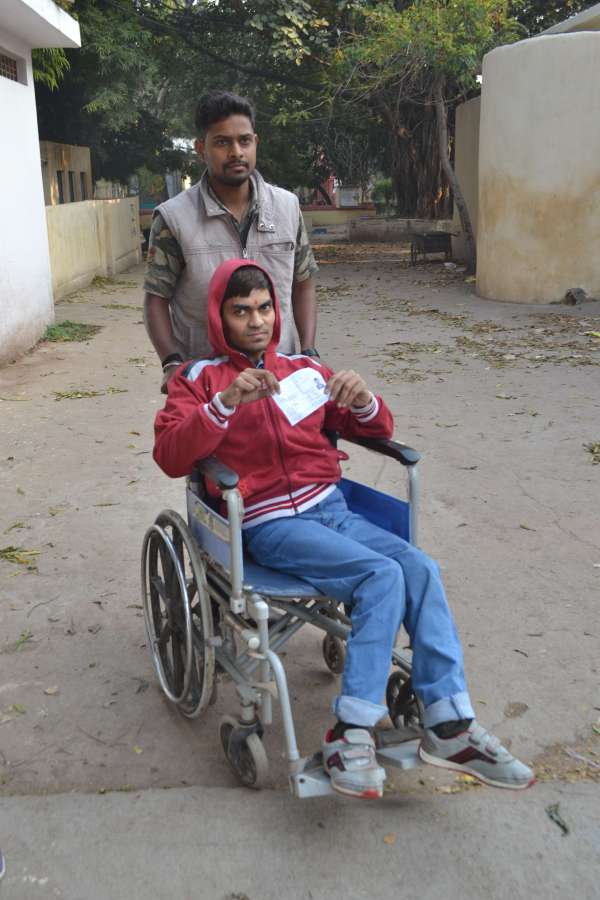 नकल रोकने के लिए हर तरह से चेकिंग