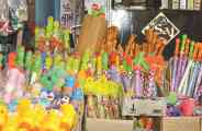 holi_toy_market.jpg