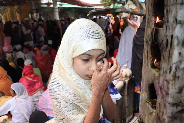 URS 2020: आप भी देखना चाहते हैं उर्स मेले की झलक, तो देखें तस्वीरें