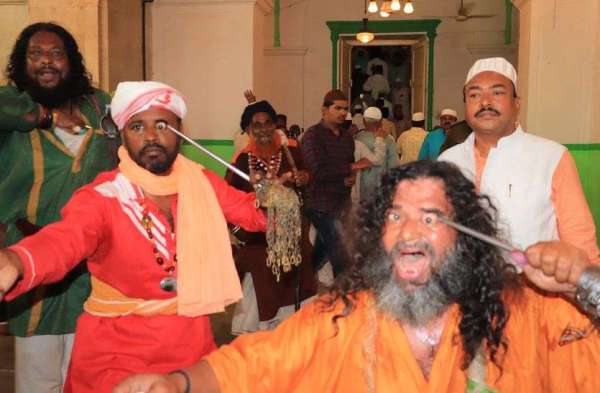URS 2020 : देखते रह गए लोग जब कलंदरों ने दिखाए हैरत अंगेज कारनामे