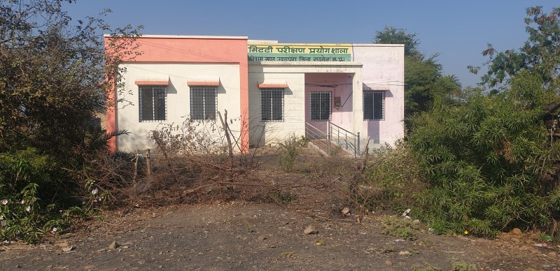 धूल खा रही मिट्टी परीक्षण प्रयोगशाला