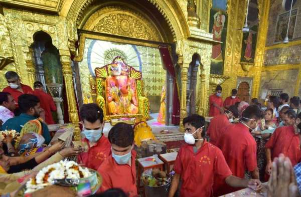 शहर के प्रथम पूज्य के मंदिरों में बुधवार को फागोत्सव कार्यक्रम आयोजित हुआ