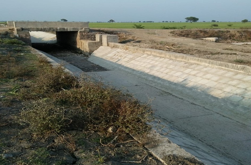 गणेशगंज लिफ्ट परियोजना में पानी नहींं आने से किसान चिंतित,फसल सूखने की कगार पर